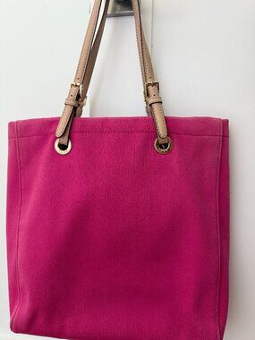 Classic MK Bright Pink Canvas Tote ・Michael Kors
